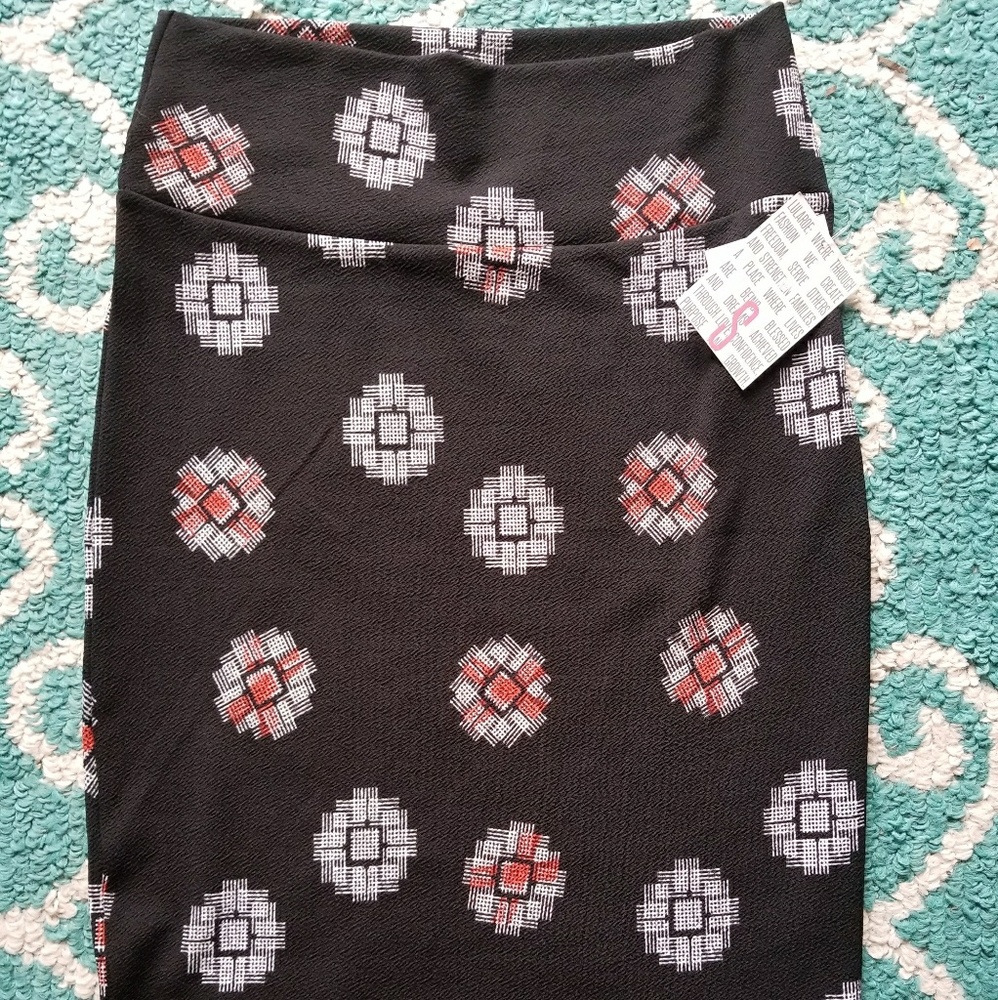 Lularoe Cassie Skirt - NWT - S